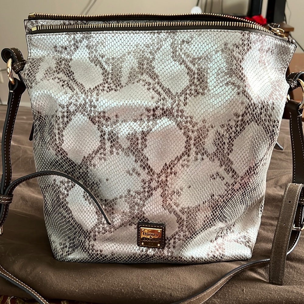 Shoulder bag